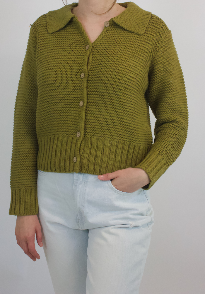 The Maisie cardigan is a soft and comfortable, classic, and muted statement piece. This beautiful knit can be worn open or closed, day or night. Pair it with white jeans or cream colored trousers for a soft and feminine Fall look. 